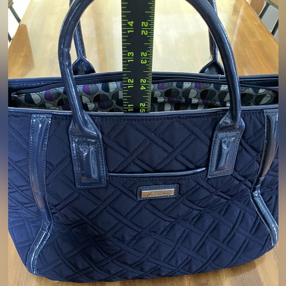 EUC Vera Bradley Navy Blue trapeze tote. - Picture 6 of 7